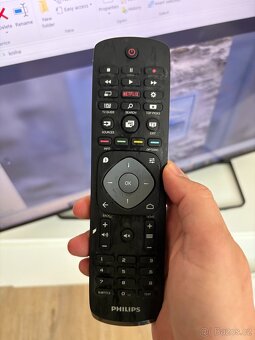 Televize 4K UHD, 102 cm (40") Philips 40PUT6400 , Android - 5