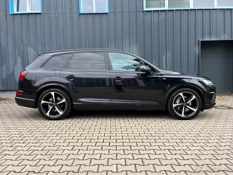 Audi Q7 3.0 TDI 200kW / S LINE / Black Edition / 7míst / DPH - 5