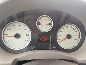 Fiat scudo long 2.0jtd 5mist,Webasto,tažné - 5