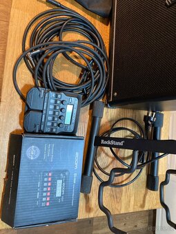Levoruka Elektricka kytara Vintage,kombo Boss Mk2 - 5