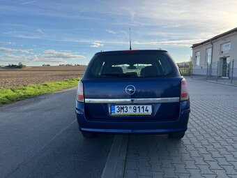 Opel Astra 2,0 dci 77 kw rok 2007 - 5
