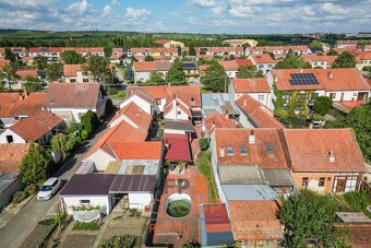 Prodej rodinného domu o rozloze 213 m², ulice Svárov, Velké  - 5