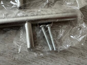 Nábytkové úchytky - 5