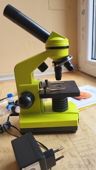 Mikroskop Levenhuk Rainbow 2L Lime - zelený - 5