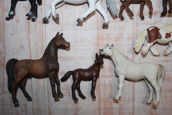 Figurky koní Schleich VI - 5