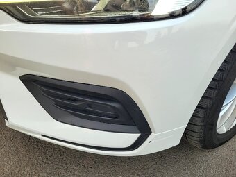 VOLVO V60 D3 aut. - 5