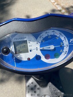 Skutr Peugeot 50cc - 5