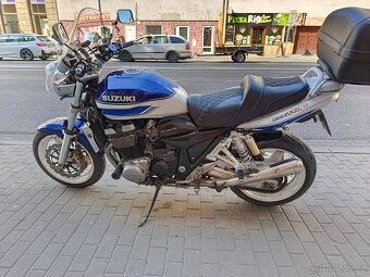 Suzuki GSX 1400 - 5