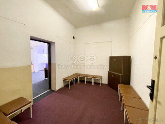 Pronájem obchod a služby, 35 m², Sokolov, ul. Staré náměstí - 5