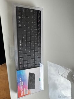 Kompaktní Multifunkční bezdrátová klávesnice - 5