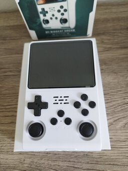 Handheld konzole R40S PRO (verze ArkOS 2.0) 30000 her -bílá - 5
