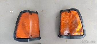 Přední pravý a levý blinkr škoda 120l - 5