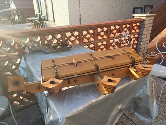 Dřevěný lustr - 5