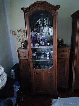 Starožitný nábytek - 5