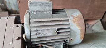 Třídička, drtička, dopravník - 5