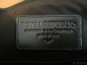 Dámská kožená kabelka ROYAL REPUBLIQ - 5