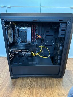 HAL3000 MČR Finale 3 Pro Intel + Monitor Dell - 5
