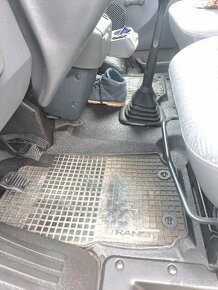 Ford Transit 2.4 - 5