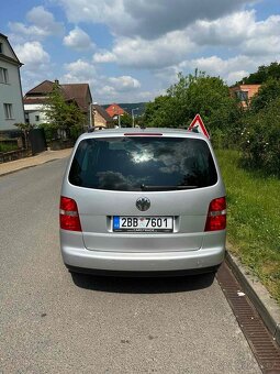 Vw Touran 2.0tdi 103kw DSG - 5