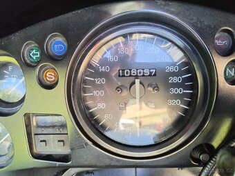 Honda CBR 1100 super blackbird - 5