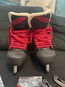 Brusle Ccm Jetspeed Ft670..T-blade - 5