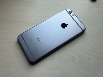 iPhone 6S 64 GB stribrny - 5
