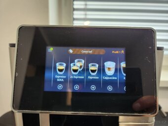 automatický kávovar DeLonghi PrimaDonna Soul - 5