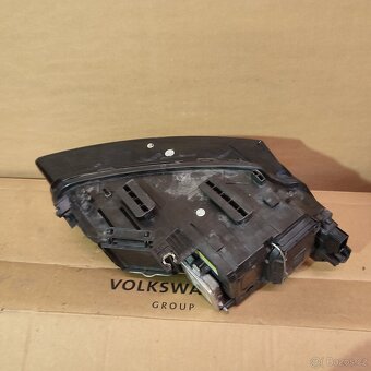 Audi Q5 pravé přední světlo - 5