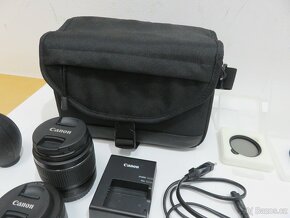 Zánovní digitální fotoaparát Canon EOS 2000D + 2 x objektiv - 5