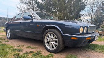 Jaguar Sovereing XJ8 - 5