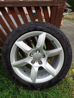 Originál AUDI ALU kola R17 + zánovní zimní pneu 245/45 - 5