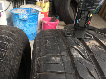 pneu 235/35/19 - 5