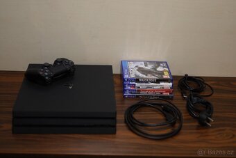 Playstation 4 pro 1TB s příslušenstvím a 2 hry - 5