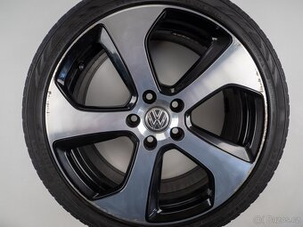 Volkswagen Golf - Originání 18" alu kola - Zimní pneu - 5