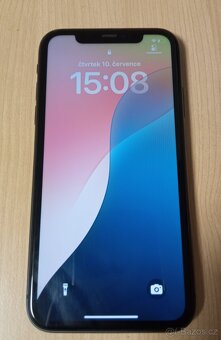 iPhone 11 64 GB - skvělý stav + kabel a kryt - 5