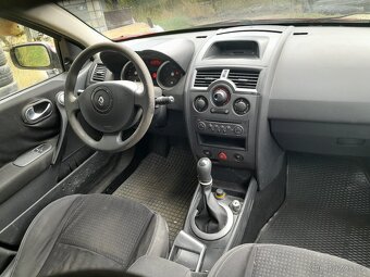 Renault Megane - 5