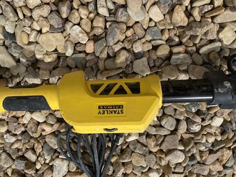STANLEY SFMEE500S FatMax Excentrická bruska, sádrokarton - 5