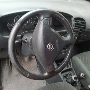 Opel Zafira na ND - 5