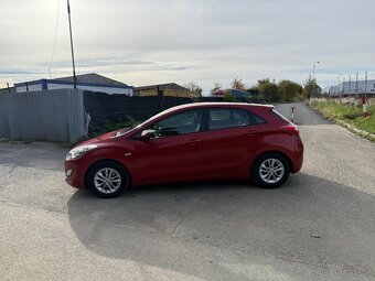 HYUNDAI I30 1.6 CRDI 81 KW ČR KLIMA SENZORY PO SERVISU - 5