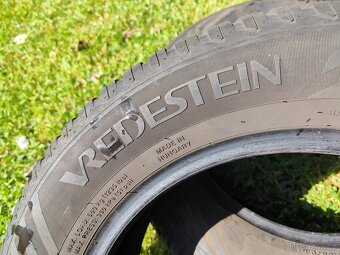 2 celoroční pneumatiky Vredestein 185/65/15  6mm  2021 - 5