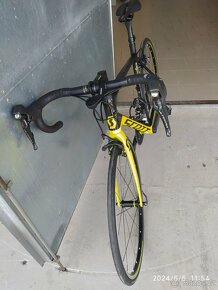 Prodám silniční carbon kolo Scott - 5
