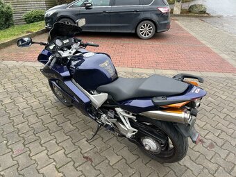 Honda VFR 800 VTEC 2002 - 5