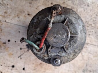 Palivové čerpadlo Praga V3S - 5