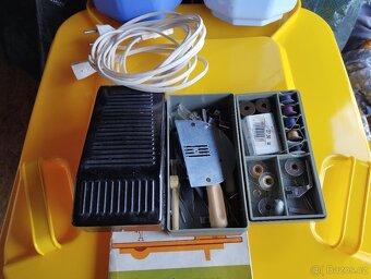 Lucznik 438 kufříkový šicí stroj - 5