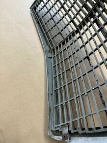 Mercedes w123 Maska Grill - 5