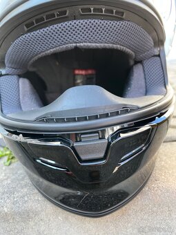 Helma na motorku Shoei - 5