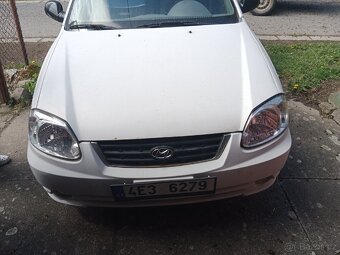 Hyundai Accent - 5
