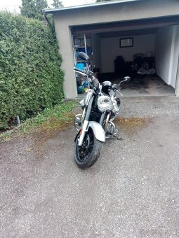 Moto Guzzi California 1400 custom - 5