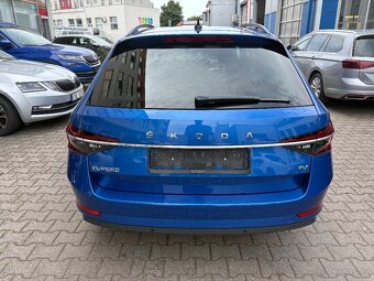 Škoda Superb 3 Combi iV 1.4TSI 150kW DSG 100tkm Matrix Tažné - 5