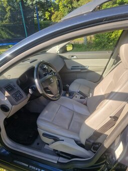 Volvo v50 1.6tdi - 5